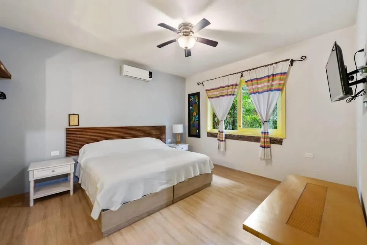 Xcaret Oasis 1Bd Apt For 3 People Solidaridad 0*,  メキシコ